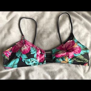 Ripcurl bikini top